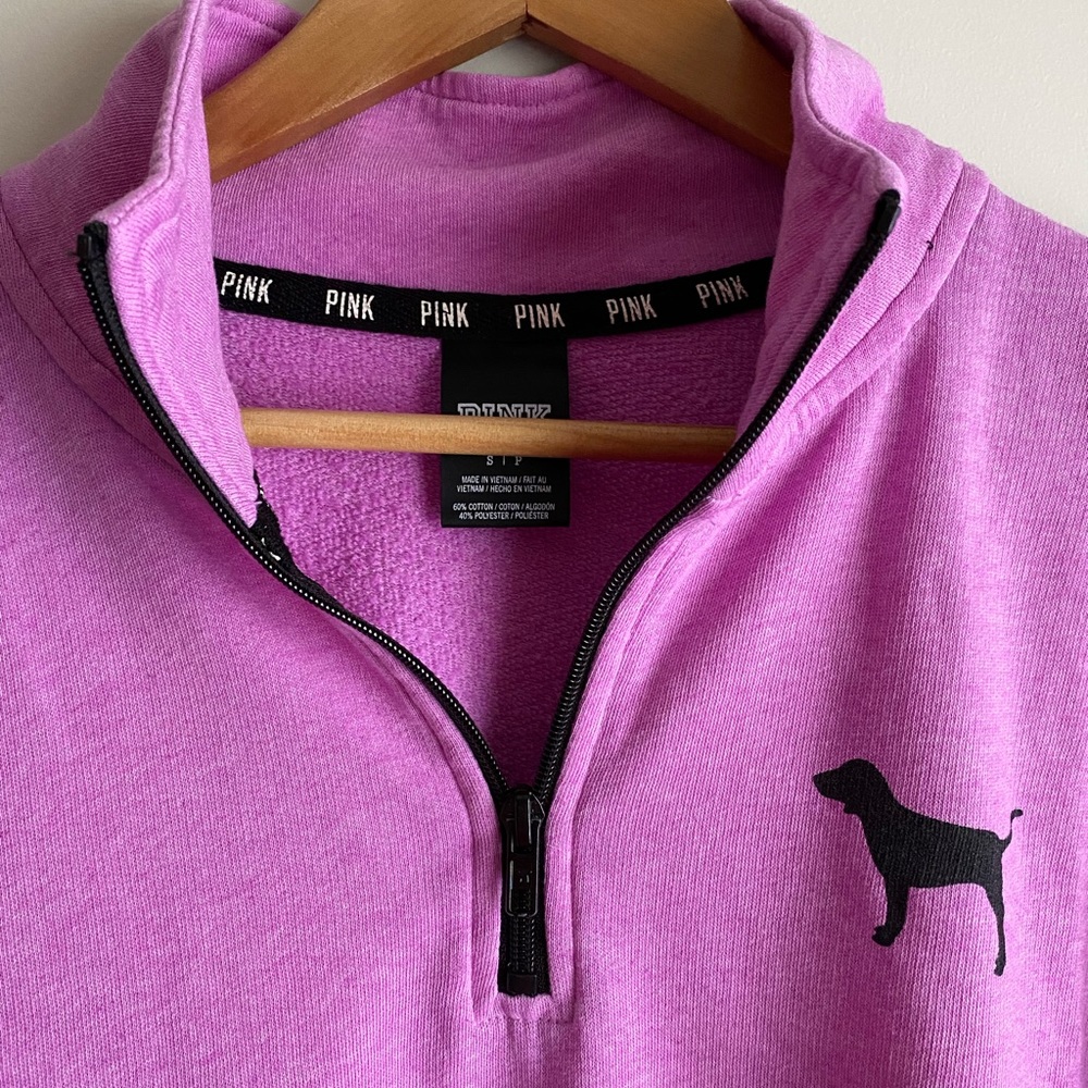 PINK Sweatshirt